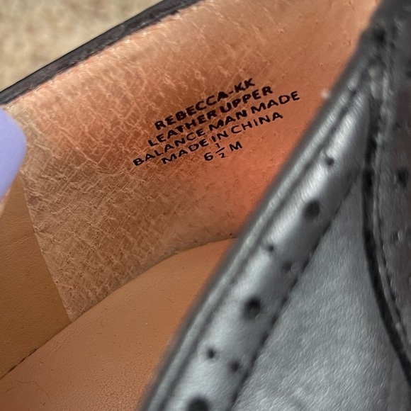 Kelly & Katie Black Rebecca Wedge Heels - Picture 4 of 4